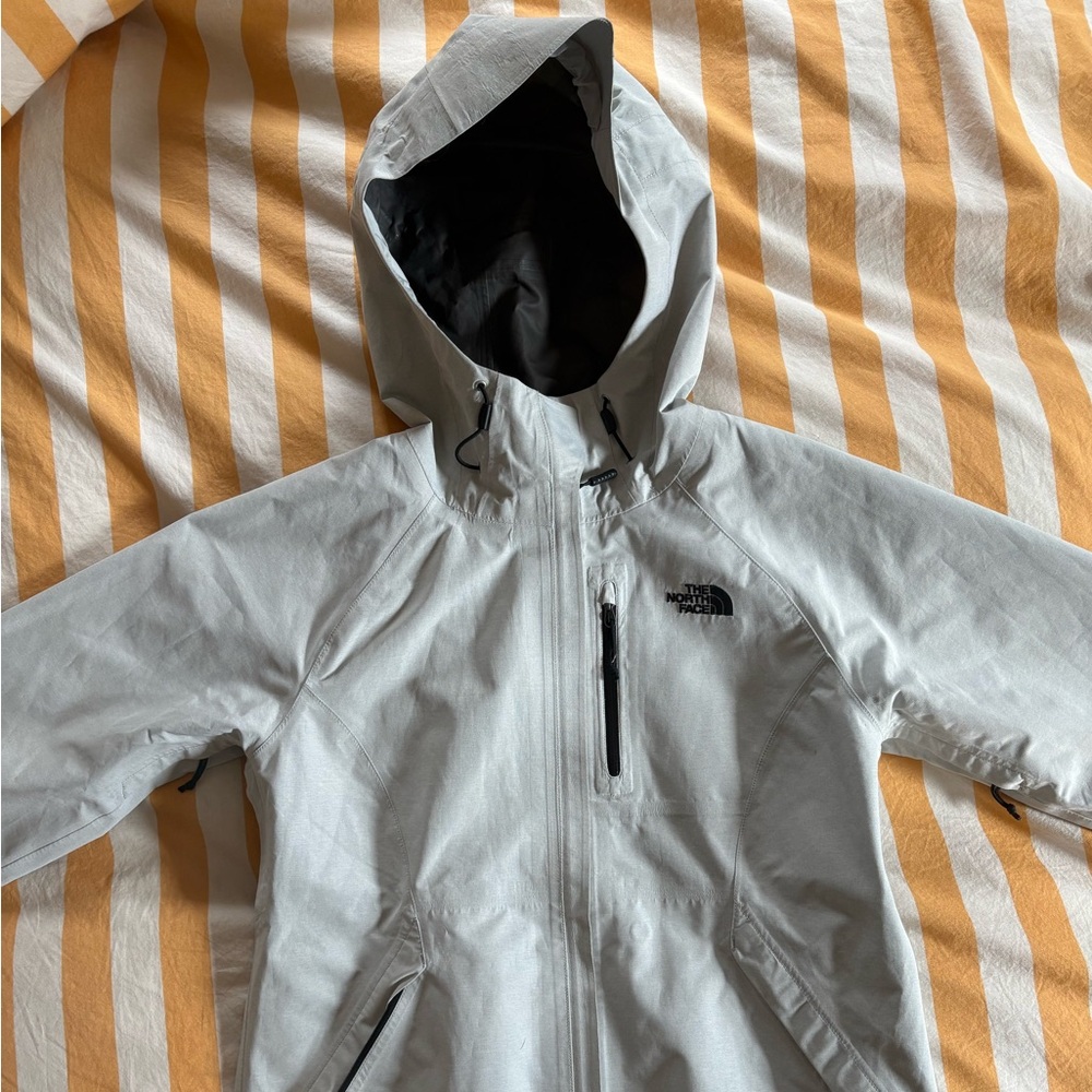The North Face Goretex Dryzzle Light Gray Jacket